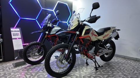 SWM 650 SUPERDUAL X OFF ROAD