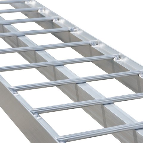 BIKETEC UNIWERSALNA RAMPA NAJAZDOWA ALUMINIOWA KRATOWNICOWA MOTOCYKL / ATV 226 X 30,5 CM, MAX. 340 KG KOLOR SREBRNY